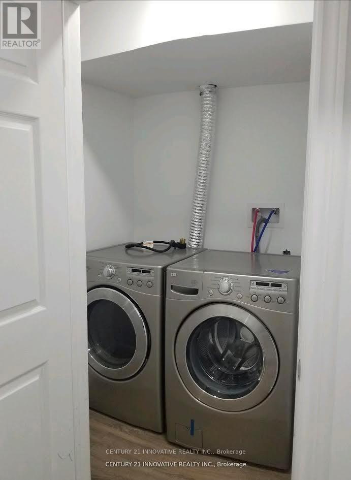 1280 Amherst Gate, Oshawa, ON - Indoor Photo Showing Laundry Room