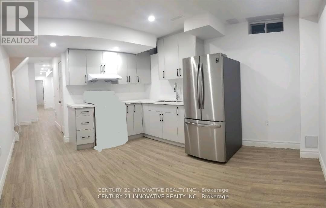 1280 Amherst Gate, Oshawa, ON - Indoor Photo Showing Kitchen