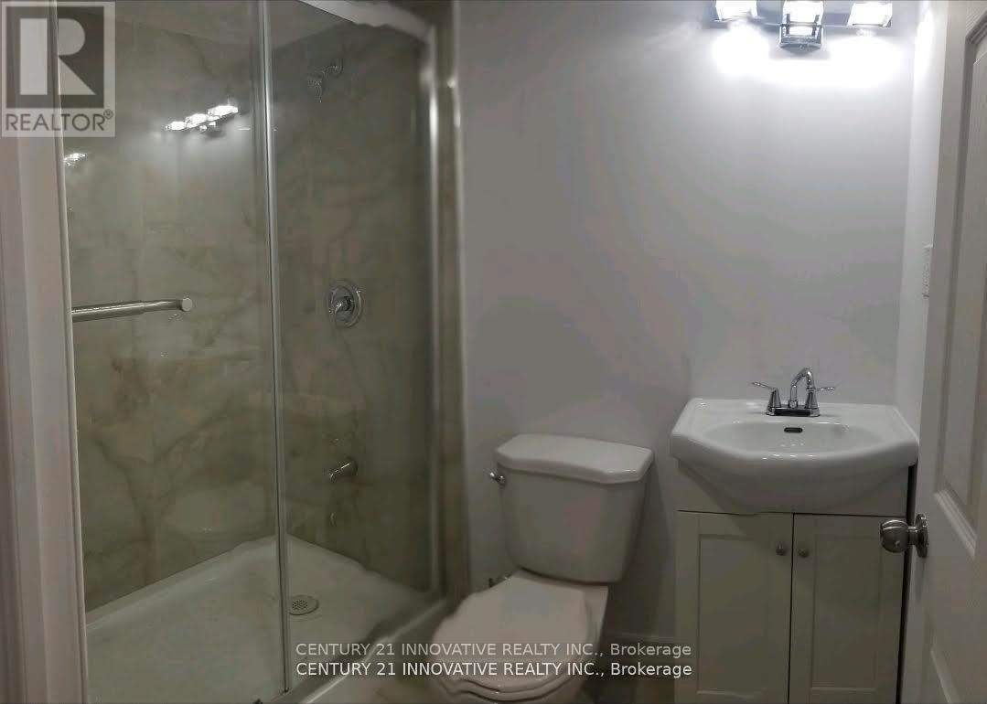 1280 Amherst Gate, Oshawa, ON - Indoor Photo Showing Bathroom