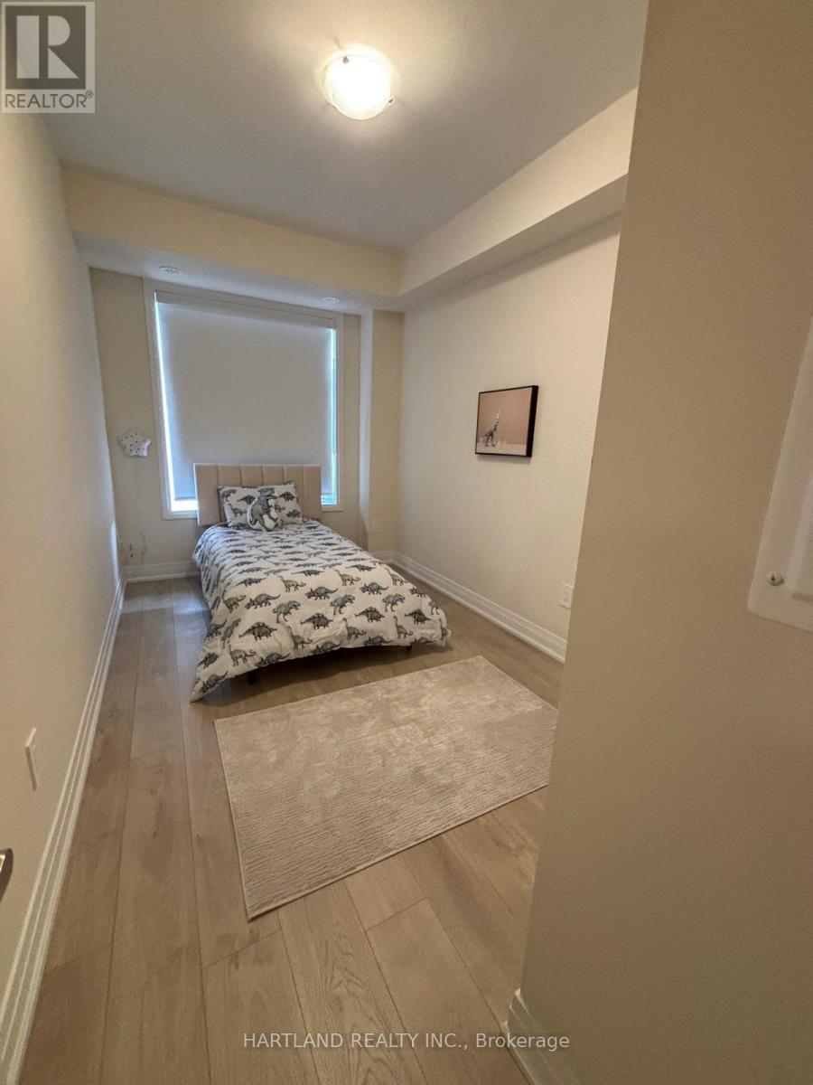 127 - 755 Omega Drive, Pickering, ON - Indoor Photo Showing Bedroom