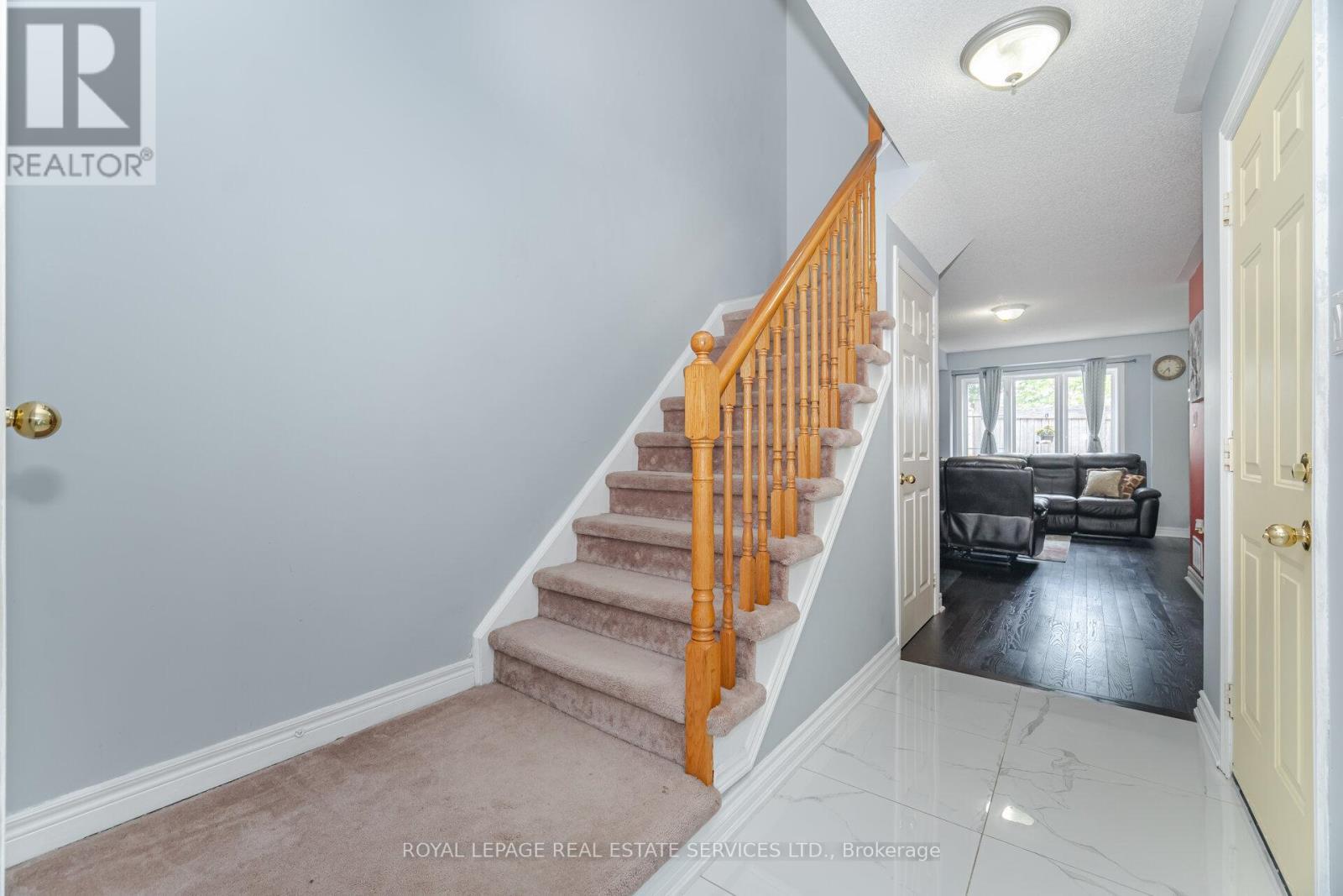 6 - 430 Mapleview Drive E, Barrie, ON - Indoor Photo Showing Other Room