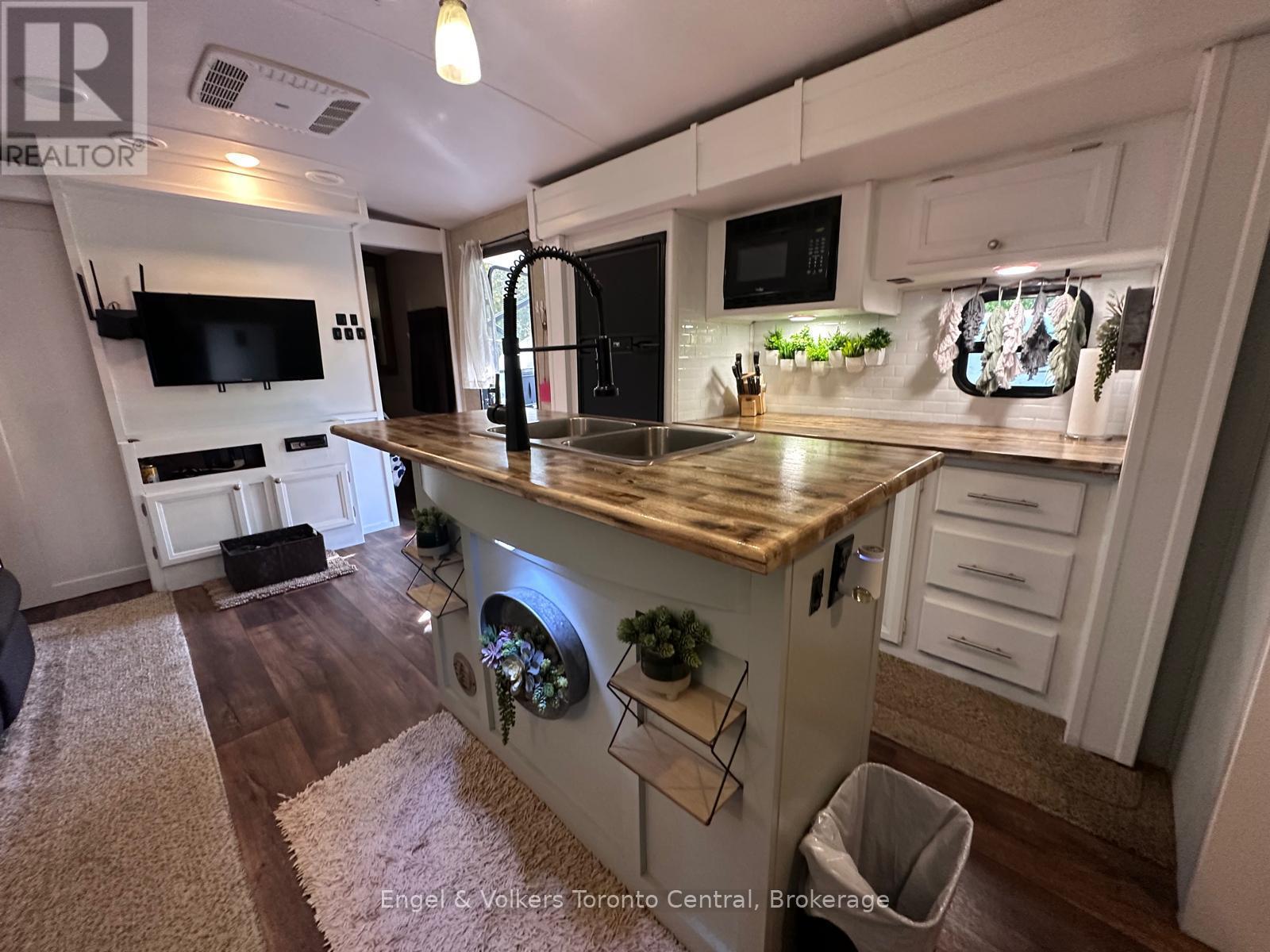 T 2 - 7489 Sideroad 5 E, Wellington North, ON