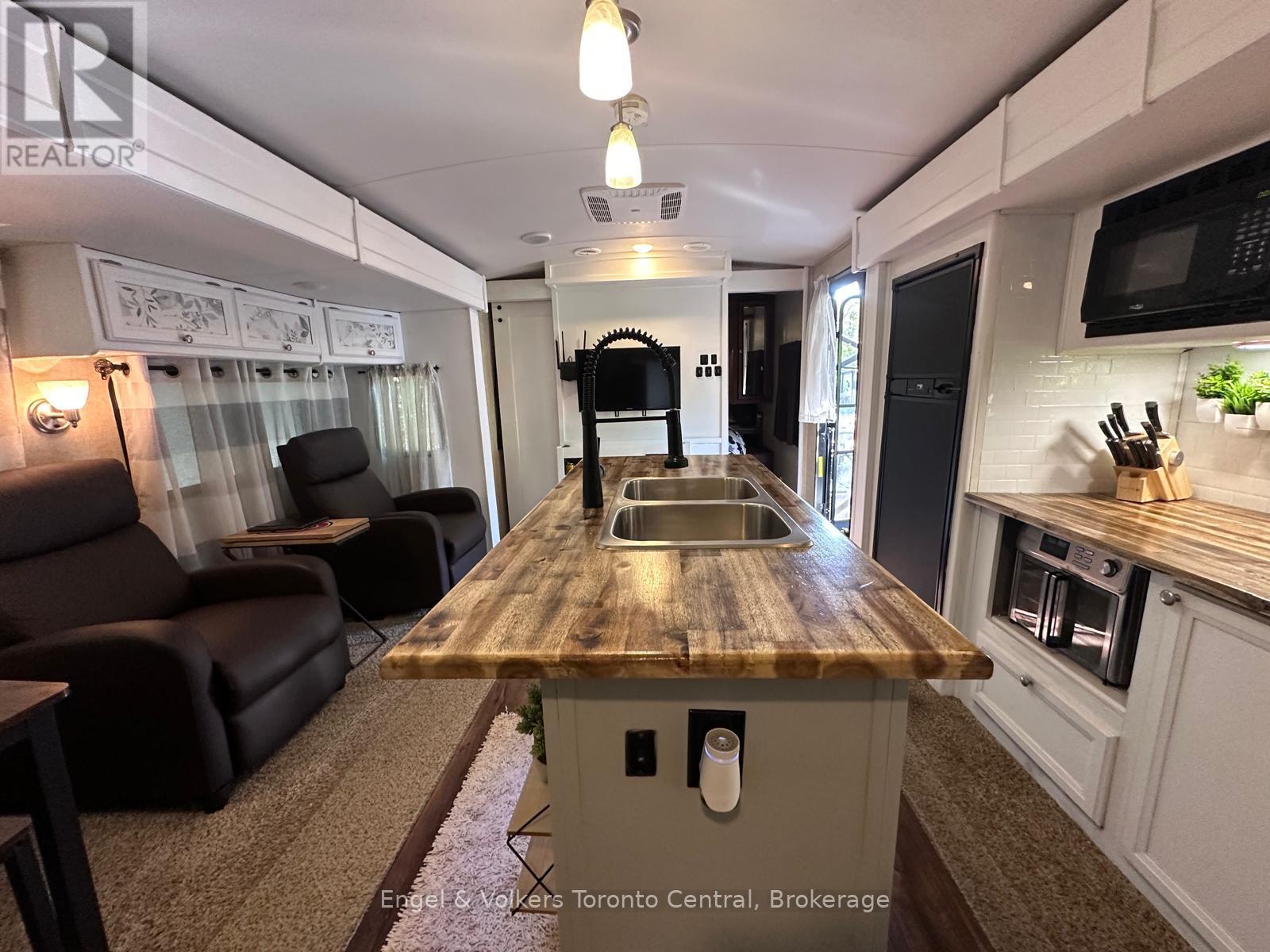 T 2 - 7489 Sideroad 5 E, Wellington North, ON