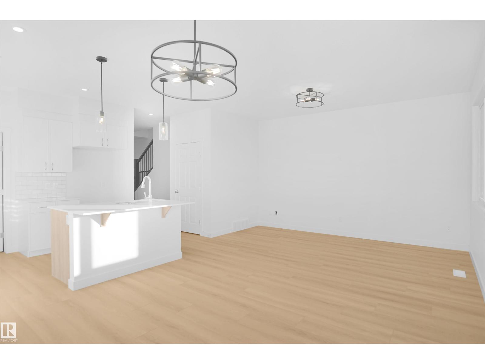 2120 210 St Nw, Edmonton, AB - Indoor