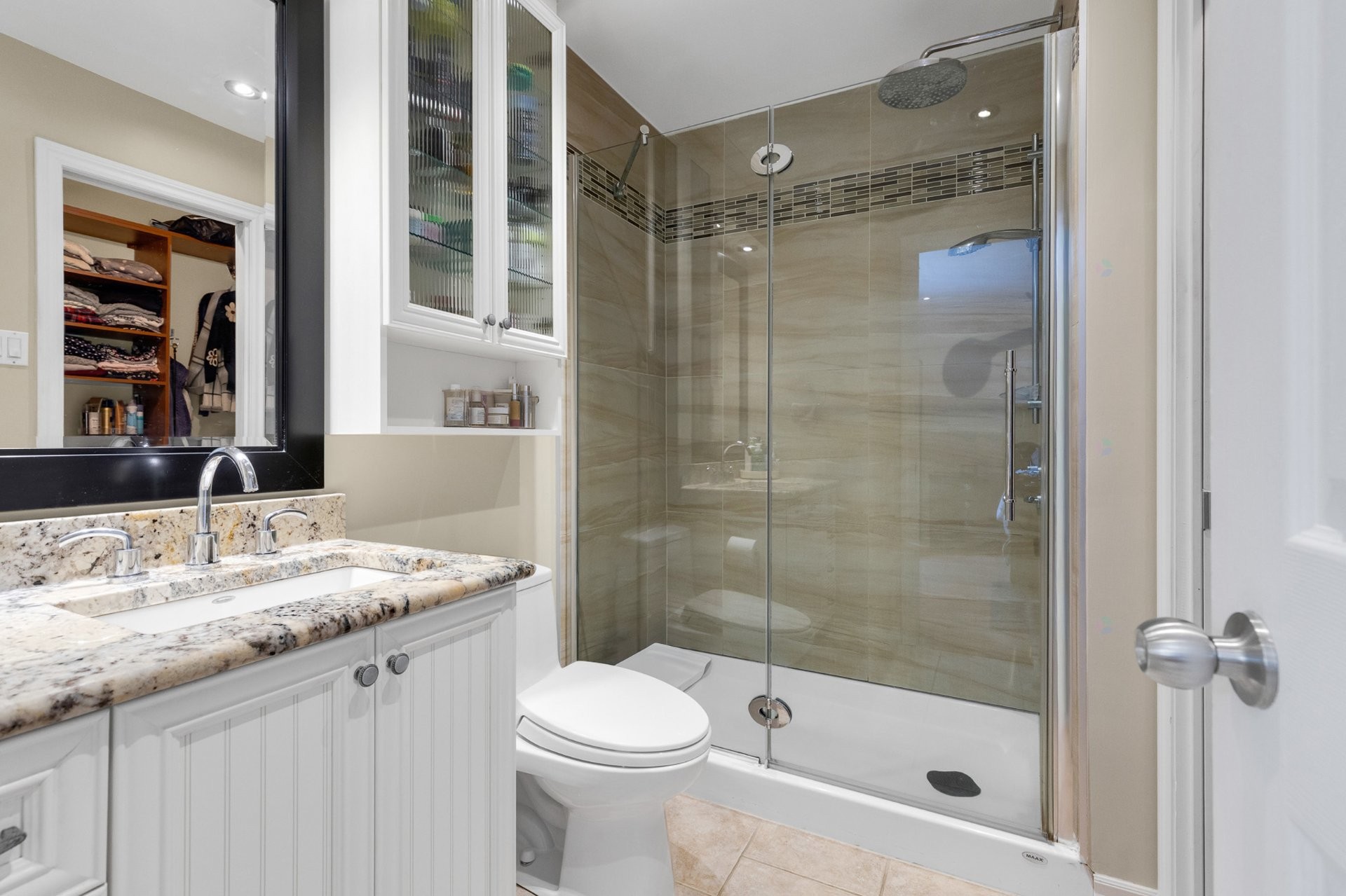 Master Bathroom - 248 Rue Hebert, Dollard-Des-Ormeaux, QC - Indoor Photo Showing Bathroom