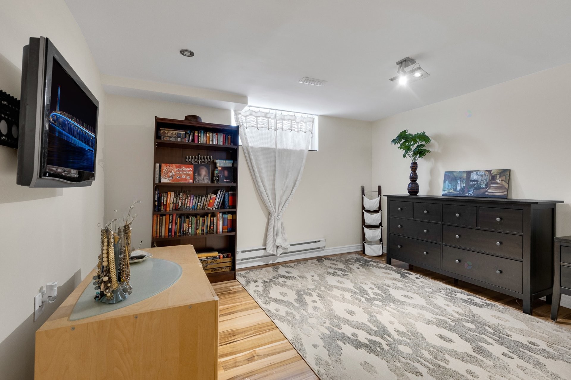 Bedroom - 248 Rue Hebert, Dollard-Des-Ormeaux, QC - Indoor