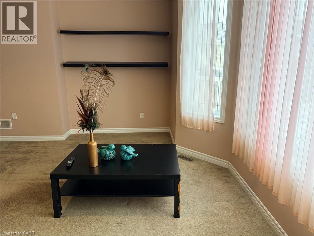 212 Westfield Place, Waterloo, ON - Indoor Photo Showing Other Room