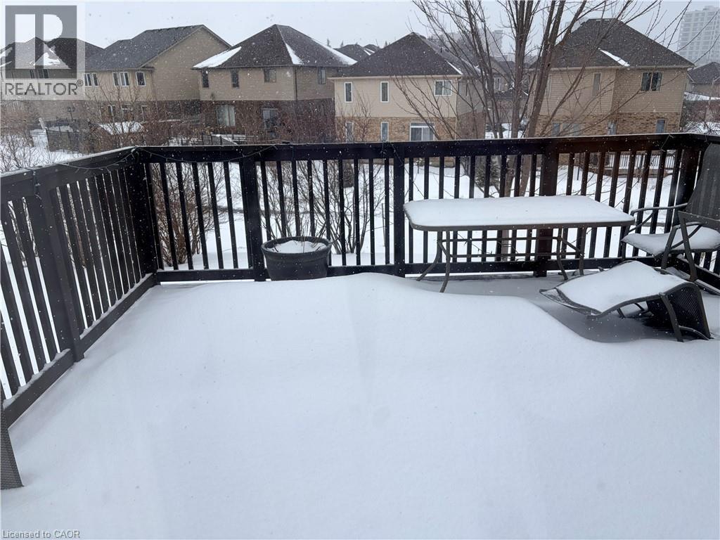 212 Westfield Place, Waterloo, ON - Outdoor