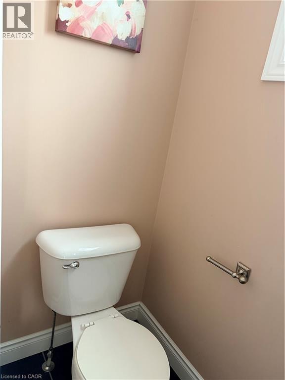 212 Westfield Place, Waterloo, ON - Indoor Photo Showing Bathroom