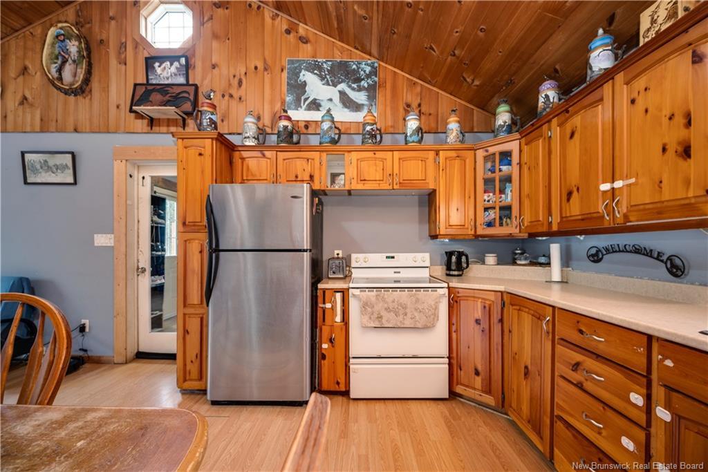 18 Church Hill Rd, Elgin, NB