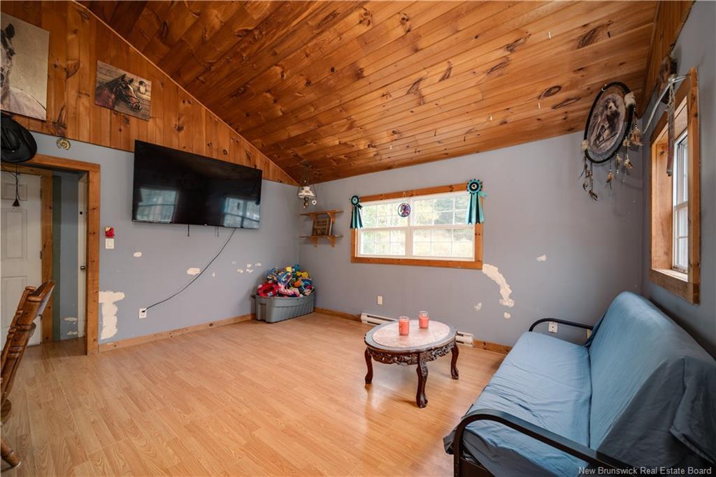 18 Church Hill Rd, Elgin, NB