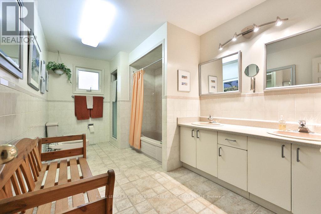 1995 Pitagora Court, Mississauga, ON - Indoor