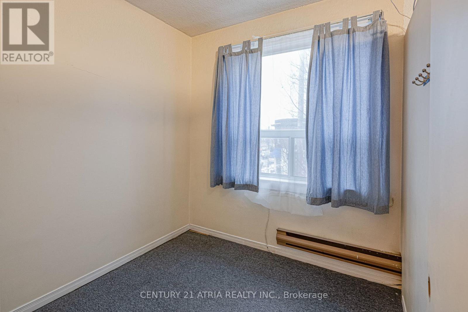 1564 Danforth Avenue, Toronto, ON