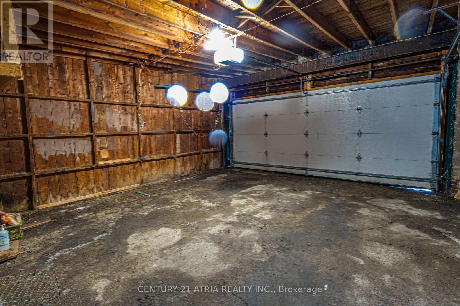 1564 Danforth Avenue, Toronto, ON