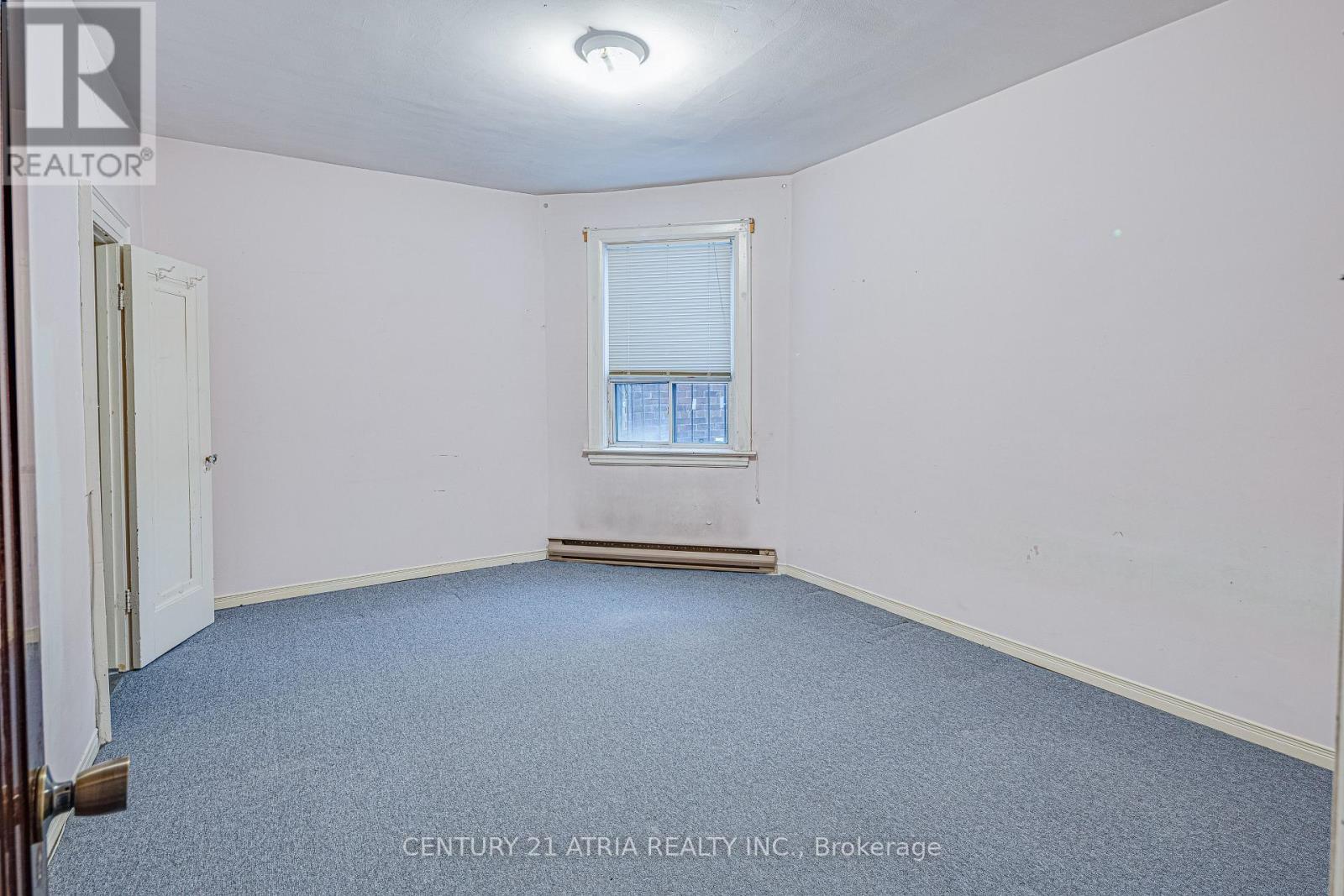 1564 Danforth Avenue, Toronto, ON