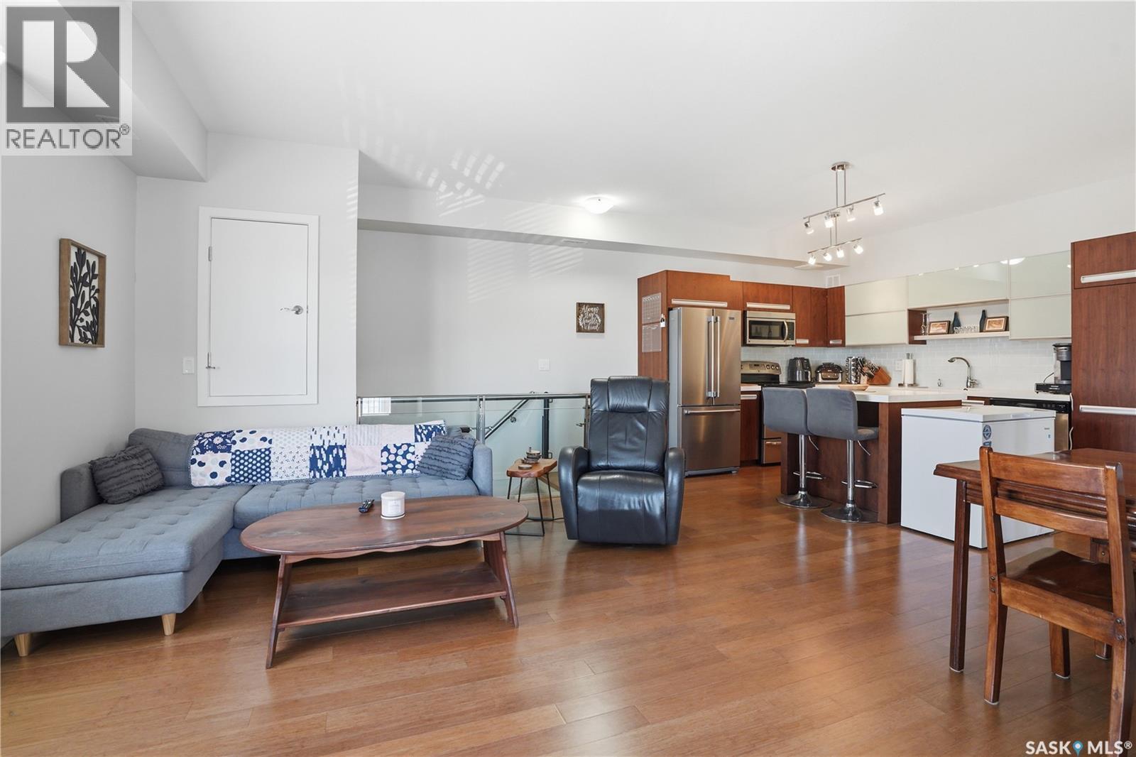 504 1015 Patrick Crescent, Saskatoon, SK - Indoor