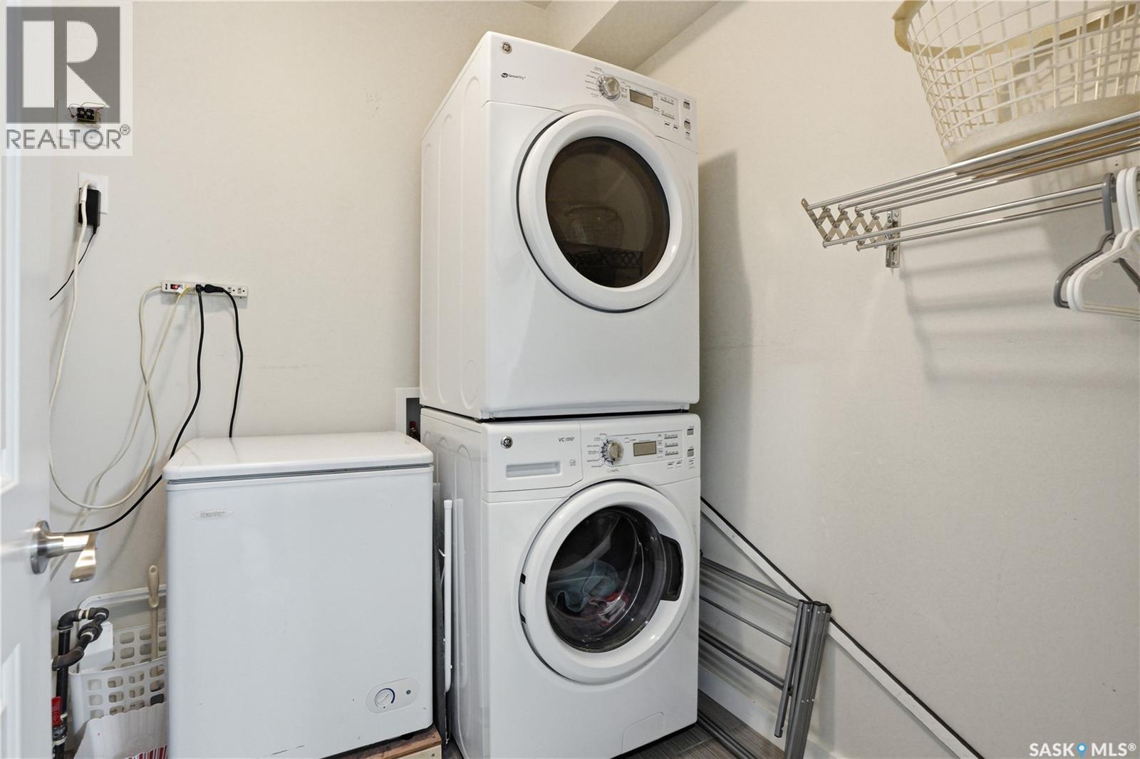 504 1015 Patrick Crescent, Saskatoon, SK - Indoor Photo Showing Laundry Room