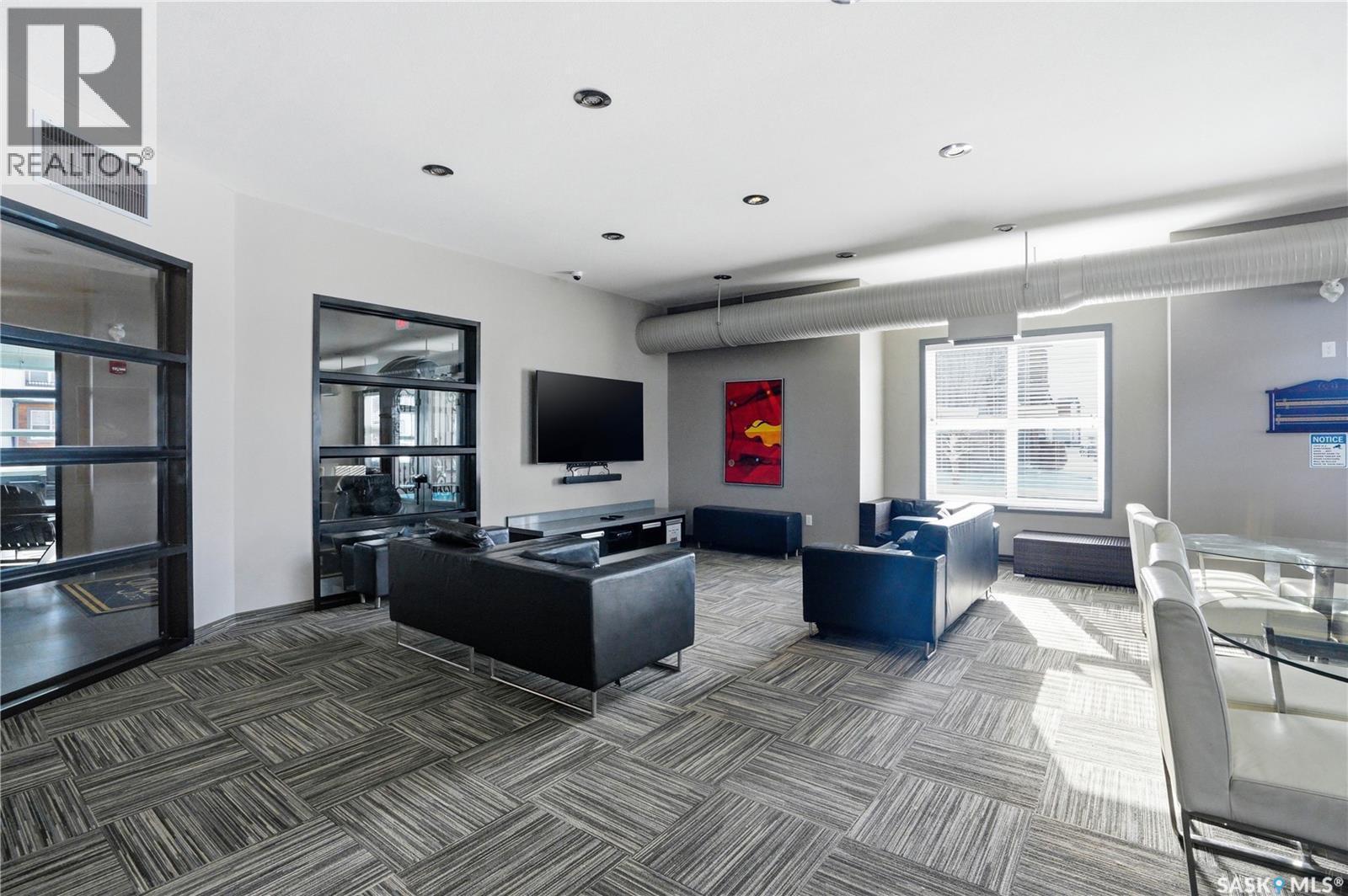 504 1015 Patrick Crescent, Saskatoon, SK - Indoor