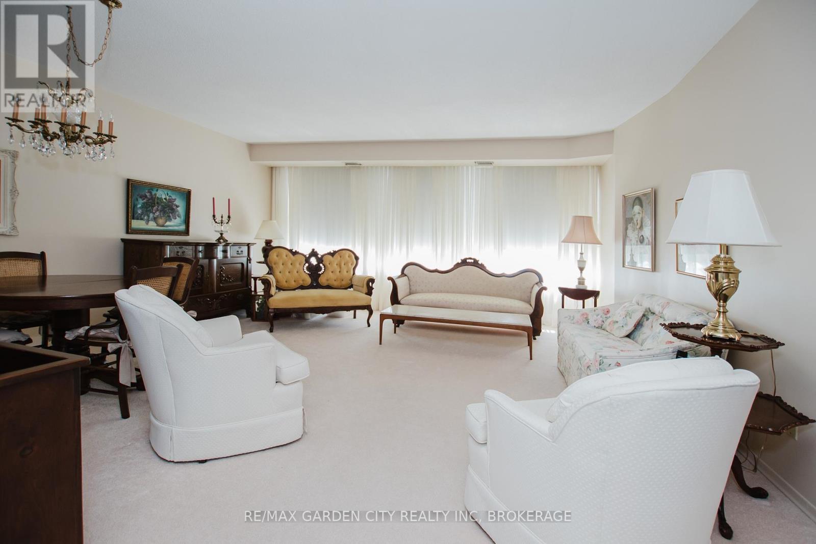 307 - 7 Gale Crescent, St. Catharines (E. Chester), ON - Indoor