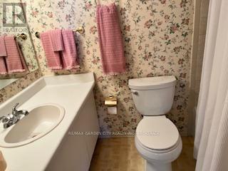 307 - 7 Gale Crescent, St. Catharines (E. Chester), ON - Indoor Photo Showing Bathroom