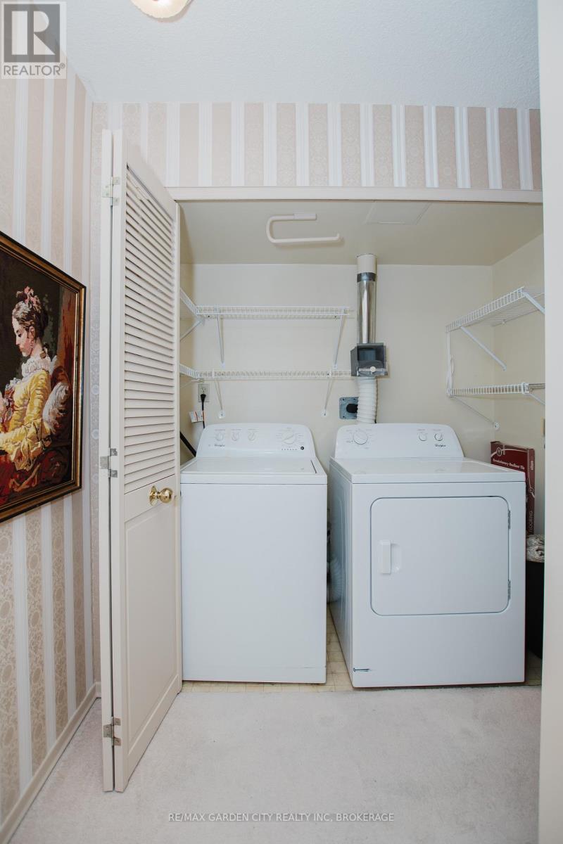 307 - 7 Gale Crescent, St. Catharines (E. Chester), ON - Indoor Photo Showing Laundry Room