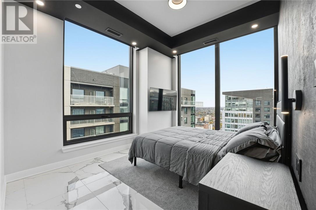 180 George Street Unit# Ph206, Ottawa, ON - Indoor Photo Showing Bedroom