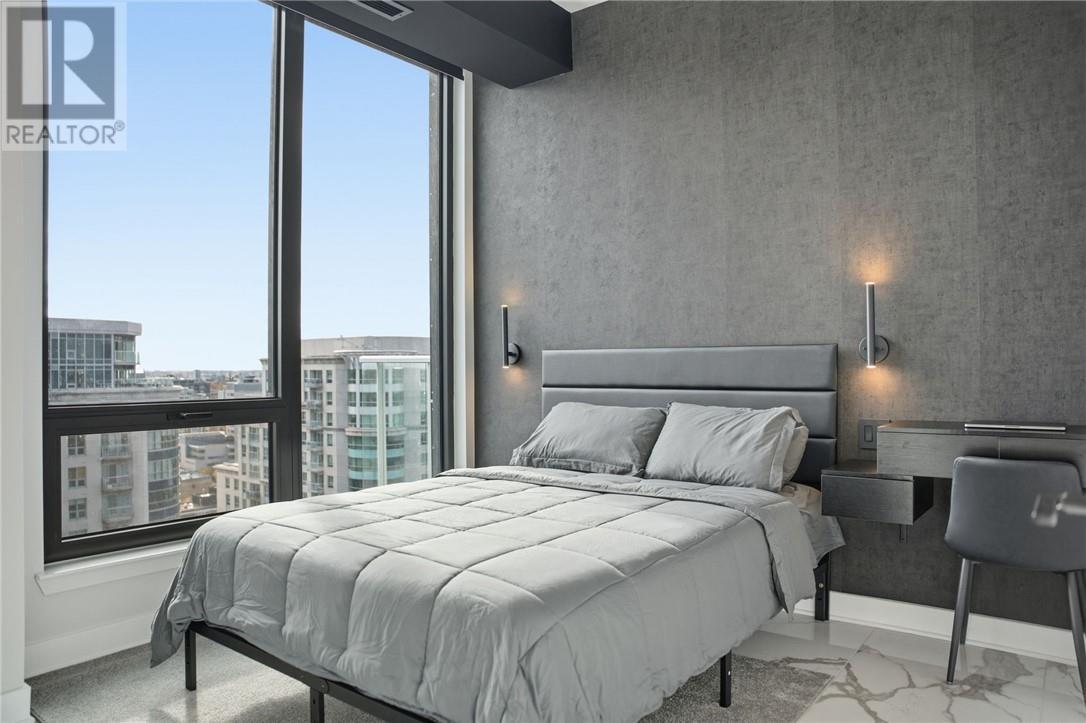 180 George Street Unit# Ph206, Ottawa, ON - Indoor Photo Showing Bedroom