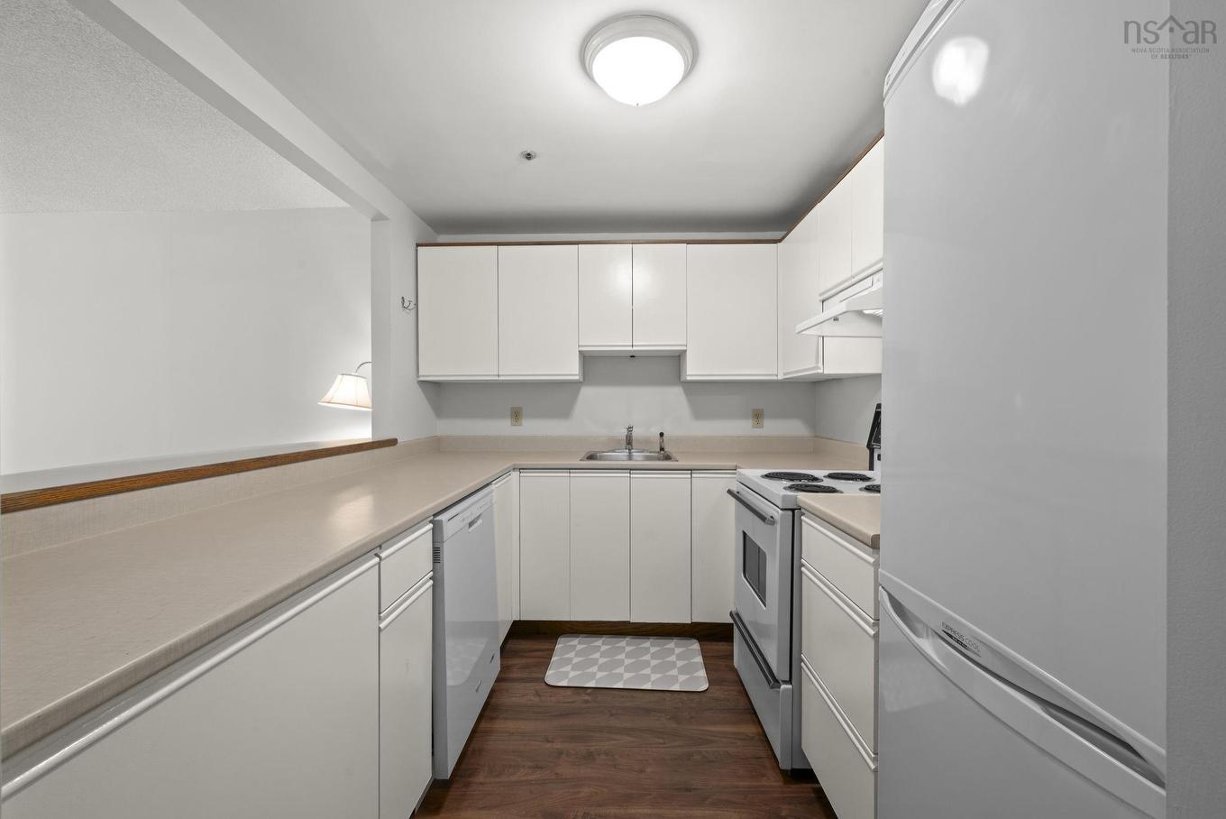 208 1326 Lower Water Street, Halifax, NS