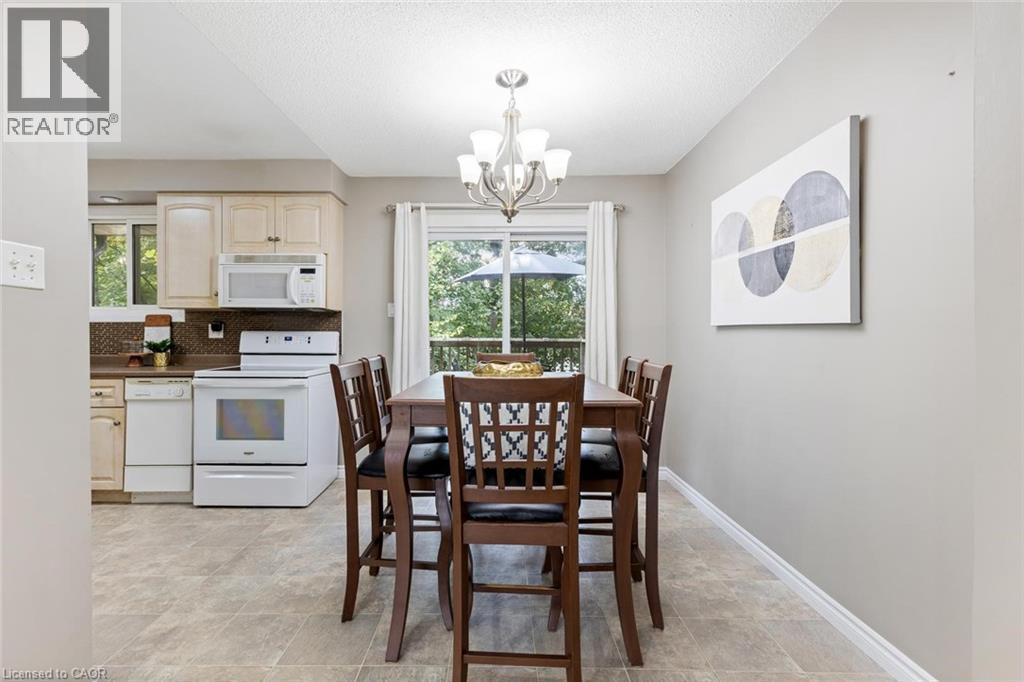 49 Cedarwoods Crescent Unit# 48, Kitchener, ON - Indoor Photo Showing Other Room