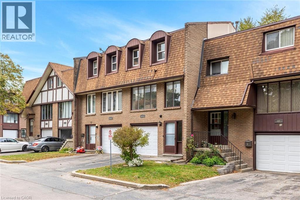 49 Cedarwoods Crescent Unit# 48, Kitchener, ON - Outdoor With Facade