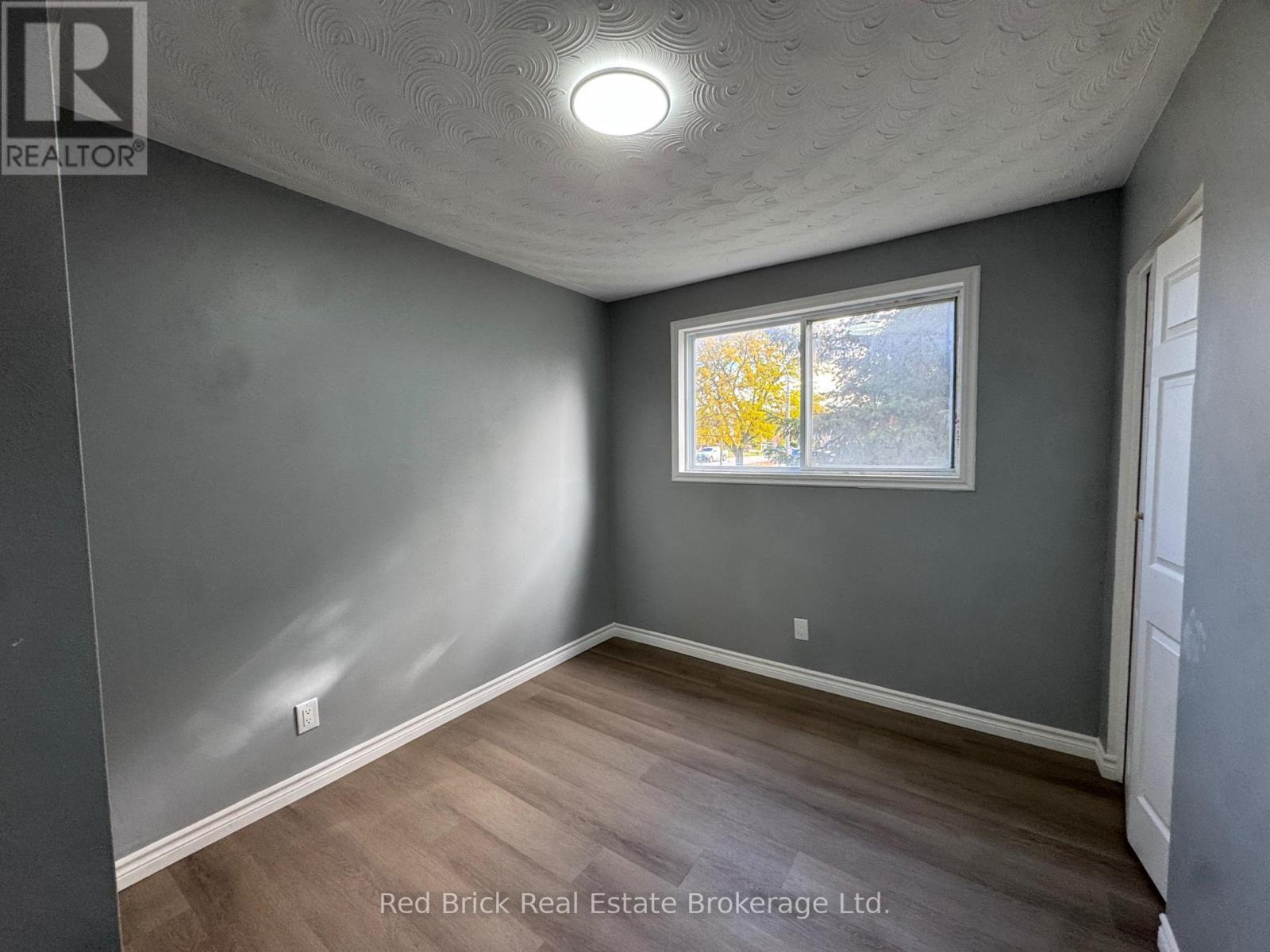 204 Veronica Drive, Kitchener, ON - Indoor Photo Showing Other Room