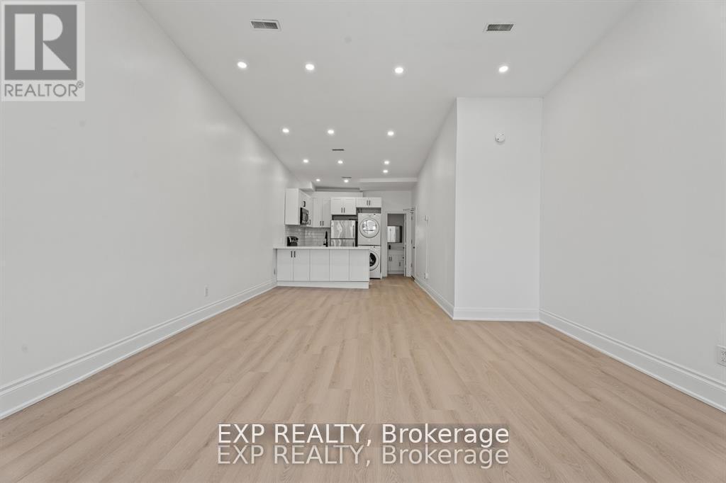 93 John Street S, Hamilton, ON