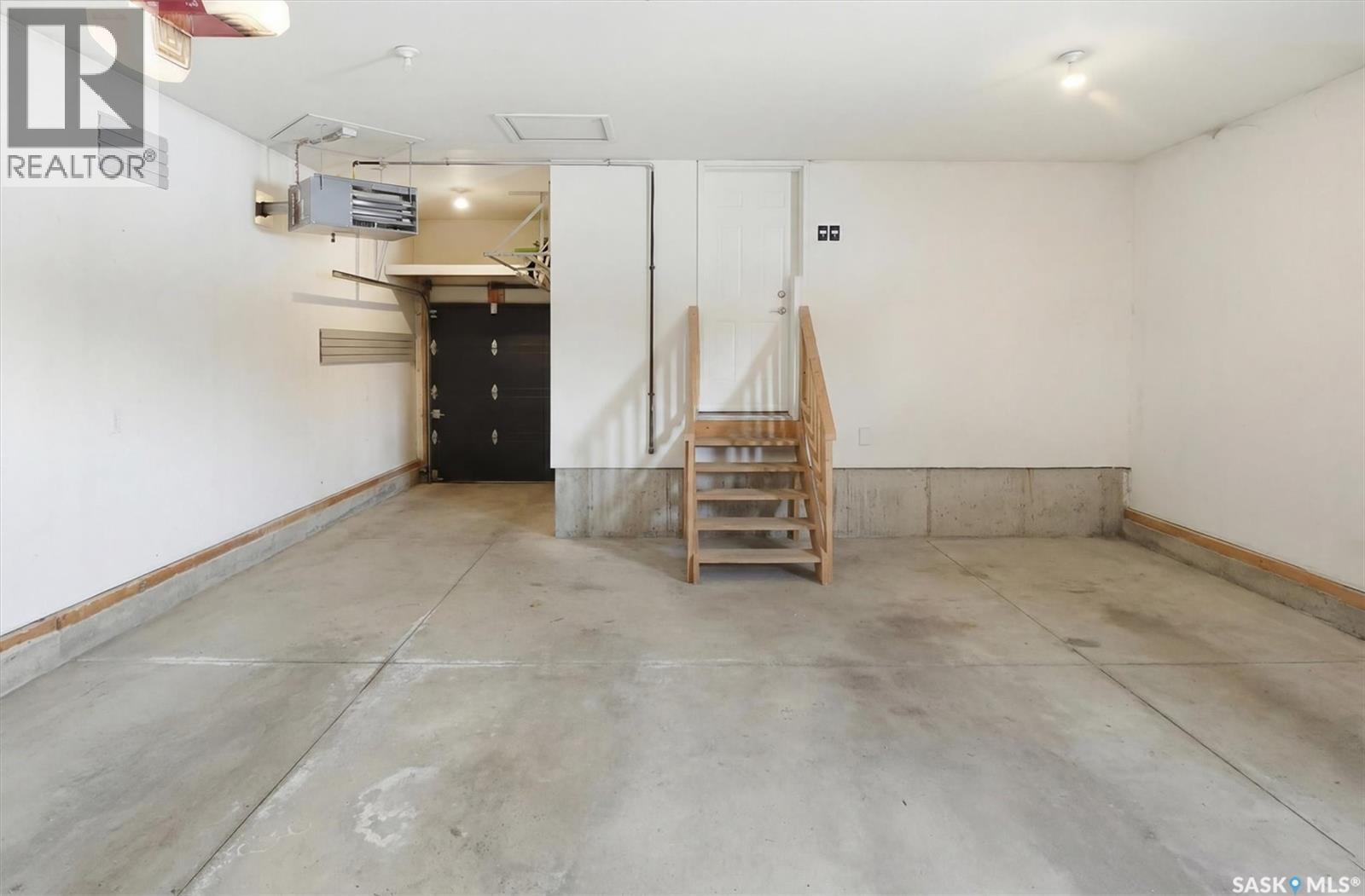 171 Roy Crescent, Saskatoon, SK - Indoor