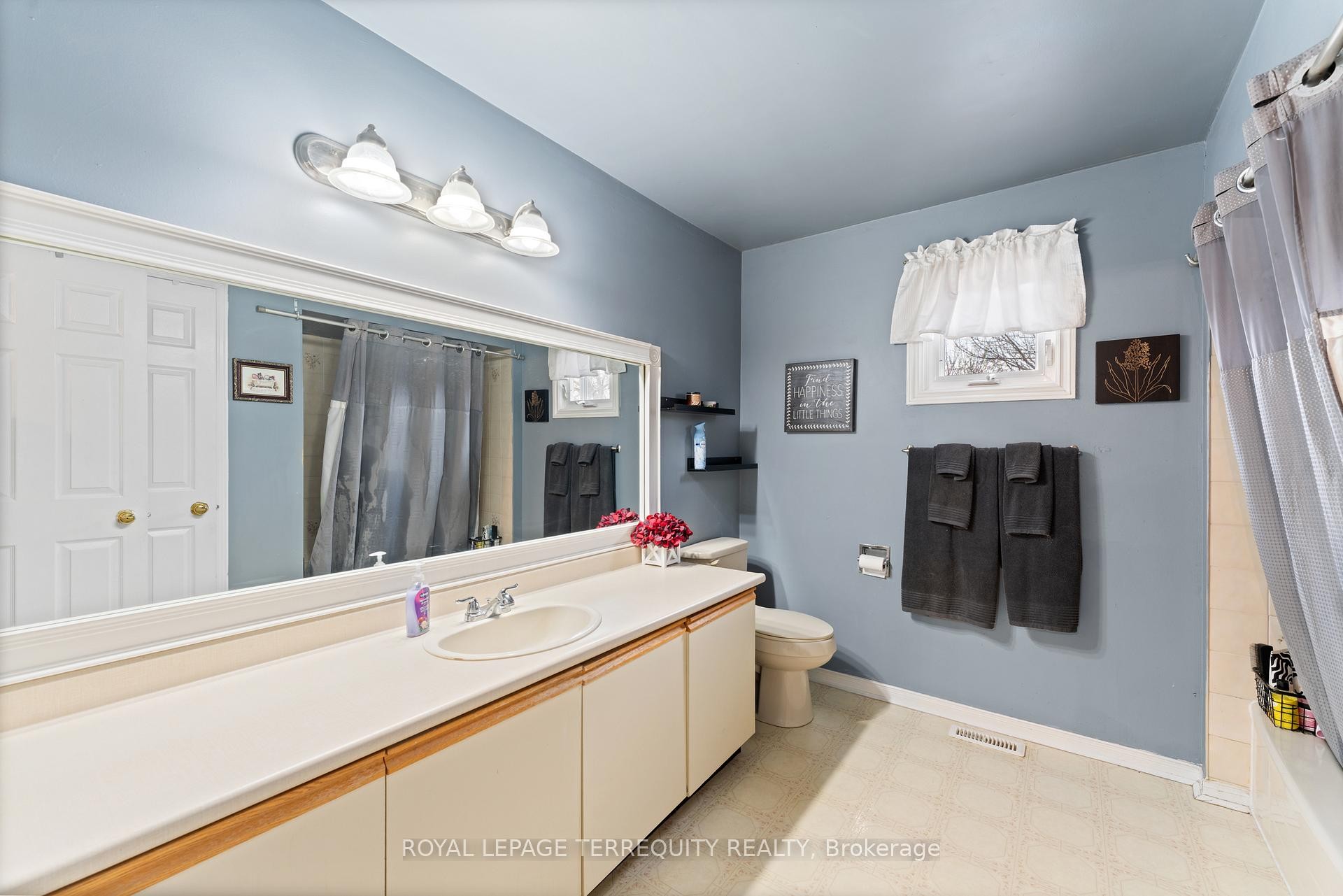 6164 Osprey Boulevard, Mississauga, ON - Indoor Photo Showing Bathroom