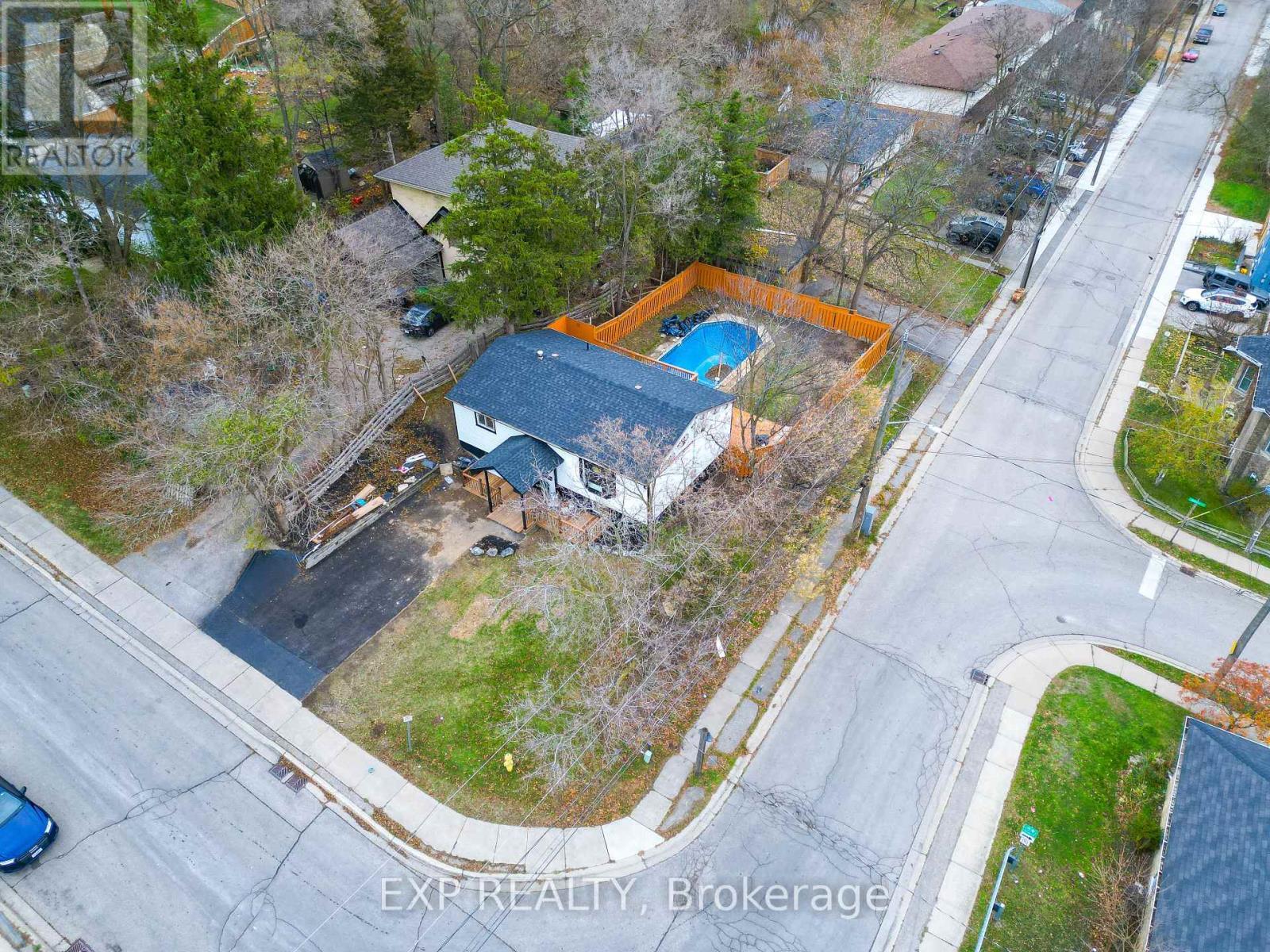 19 Broad Street, Brantford, ON - Outdoor With View