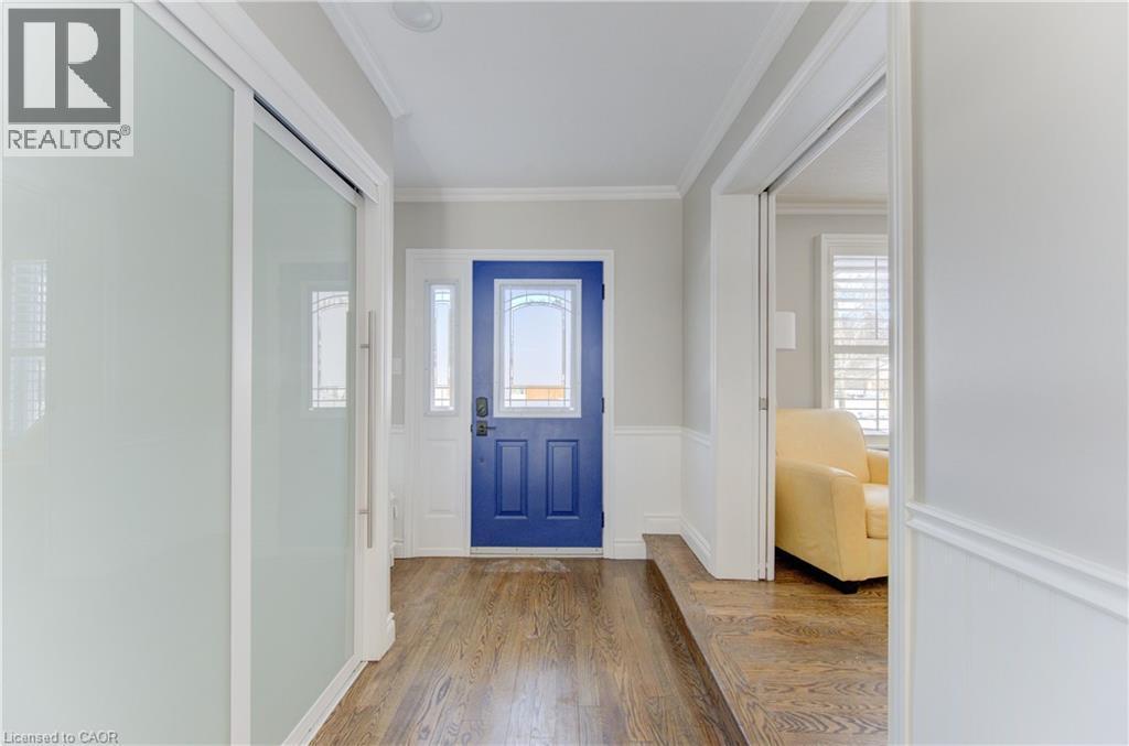 583 Rustic Drive, Waterloo, ON - Indoor Photo Showing Other Room