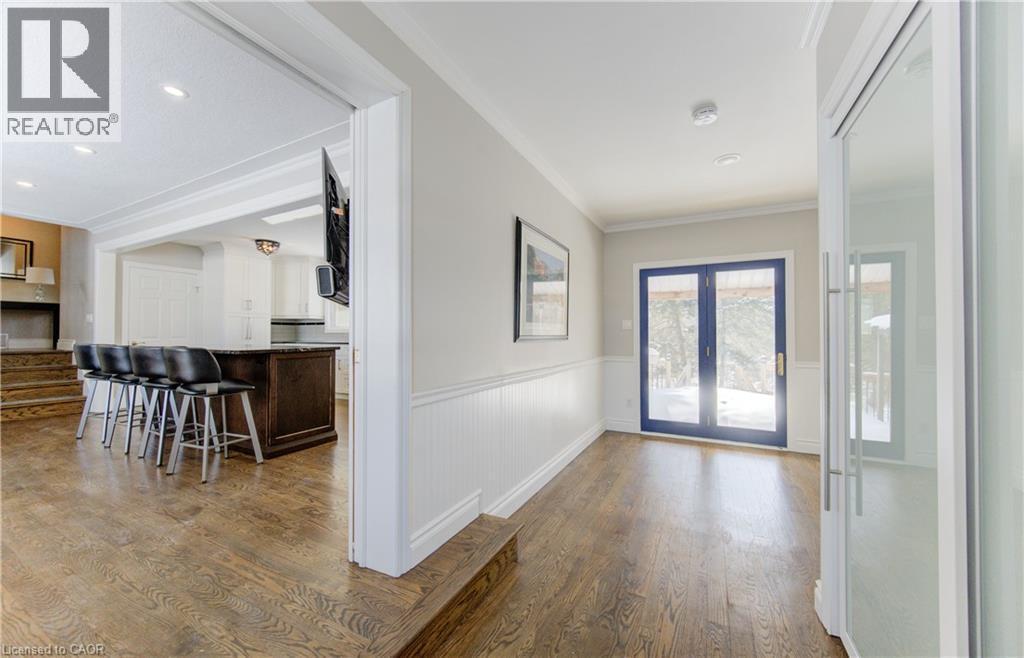 583 Rustic Drive, Waterloo, ON - Indoor Photo Showing Other Room