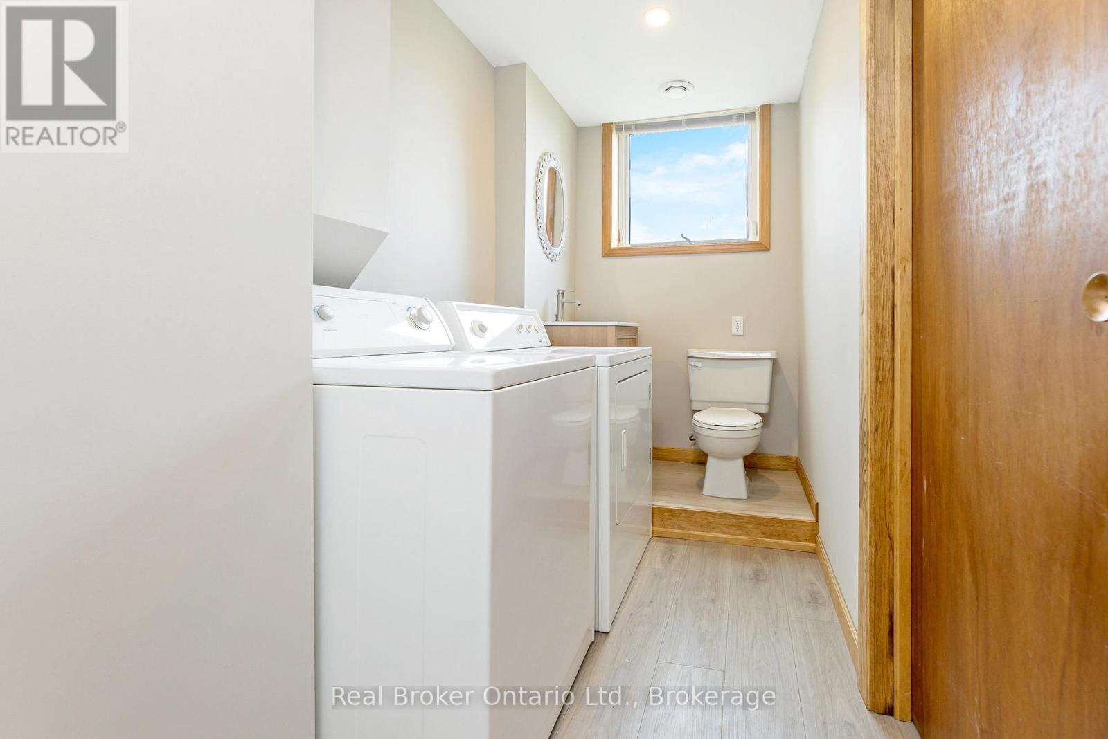 9412 Sideroad 17, Erin, ON - Indoor