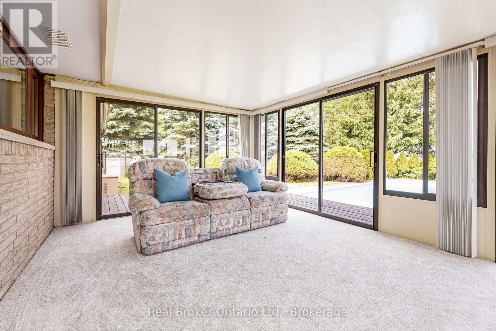 9412 Sideroad 17, Erin, ON - Indoor