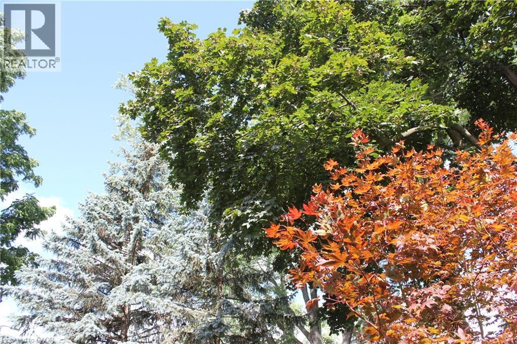 3012 First Street, Burlington, ON - Outdoor