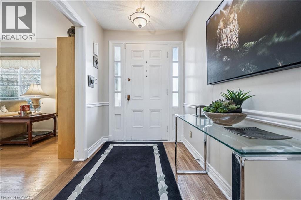 3012 First Street, Burlington, ON - Indoor Photo Showing Other Room