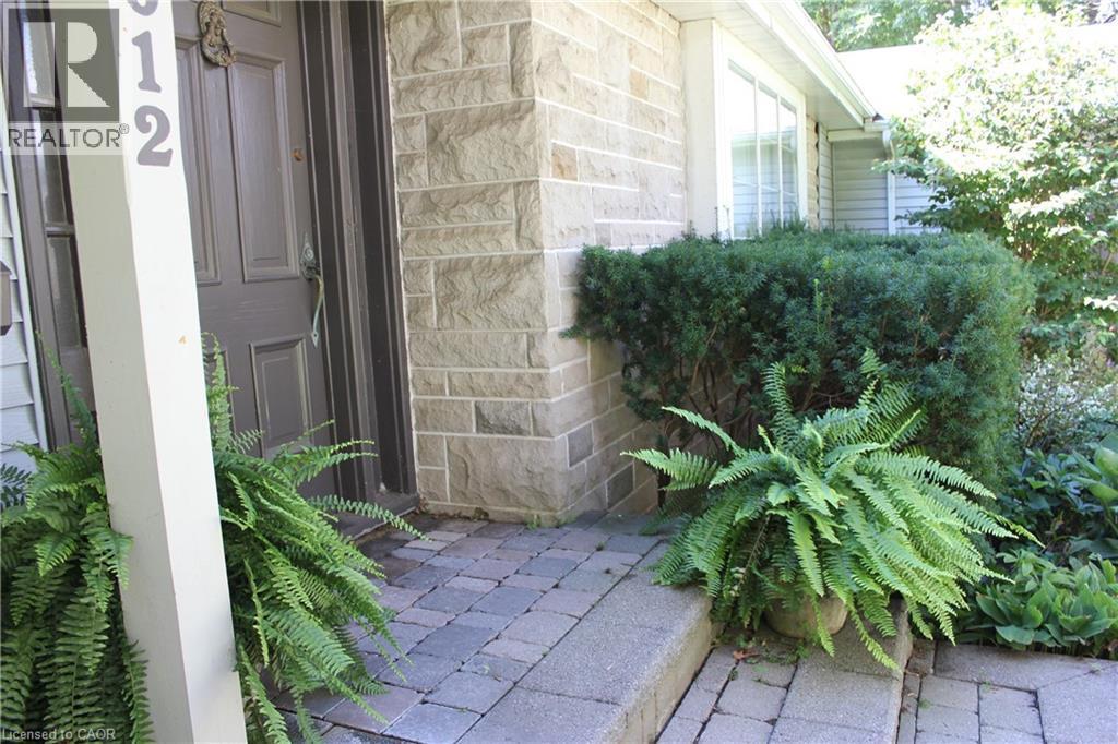 3012 First Street, Burlington, ON - Outdoor