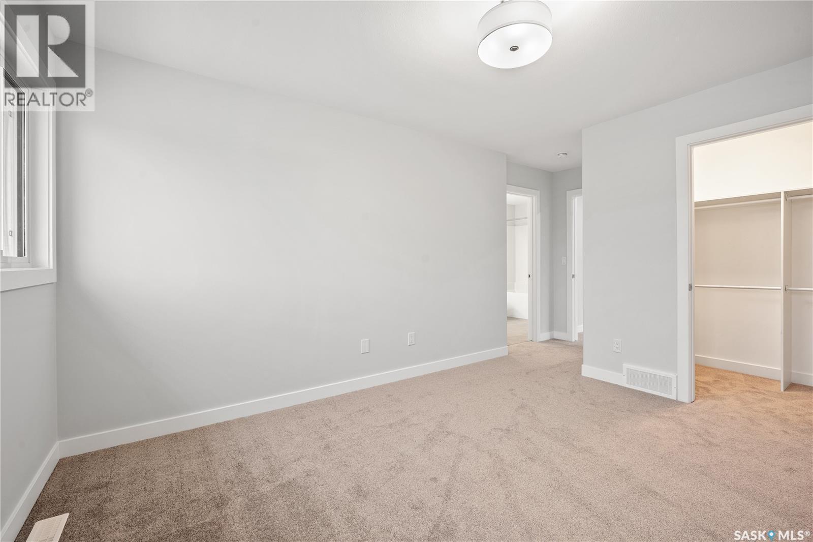 334 Asokan Bend, Saskatoon, SK - Indoor Photo Showing Other Room