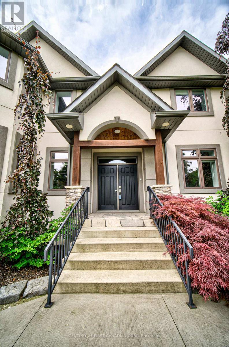 1659 Hamilton Road, London South (South U), ON - Outdoor