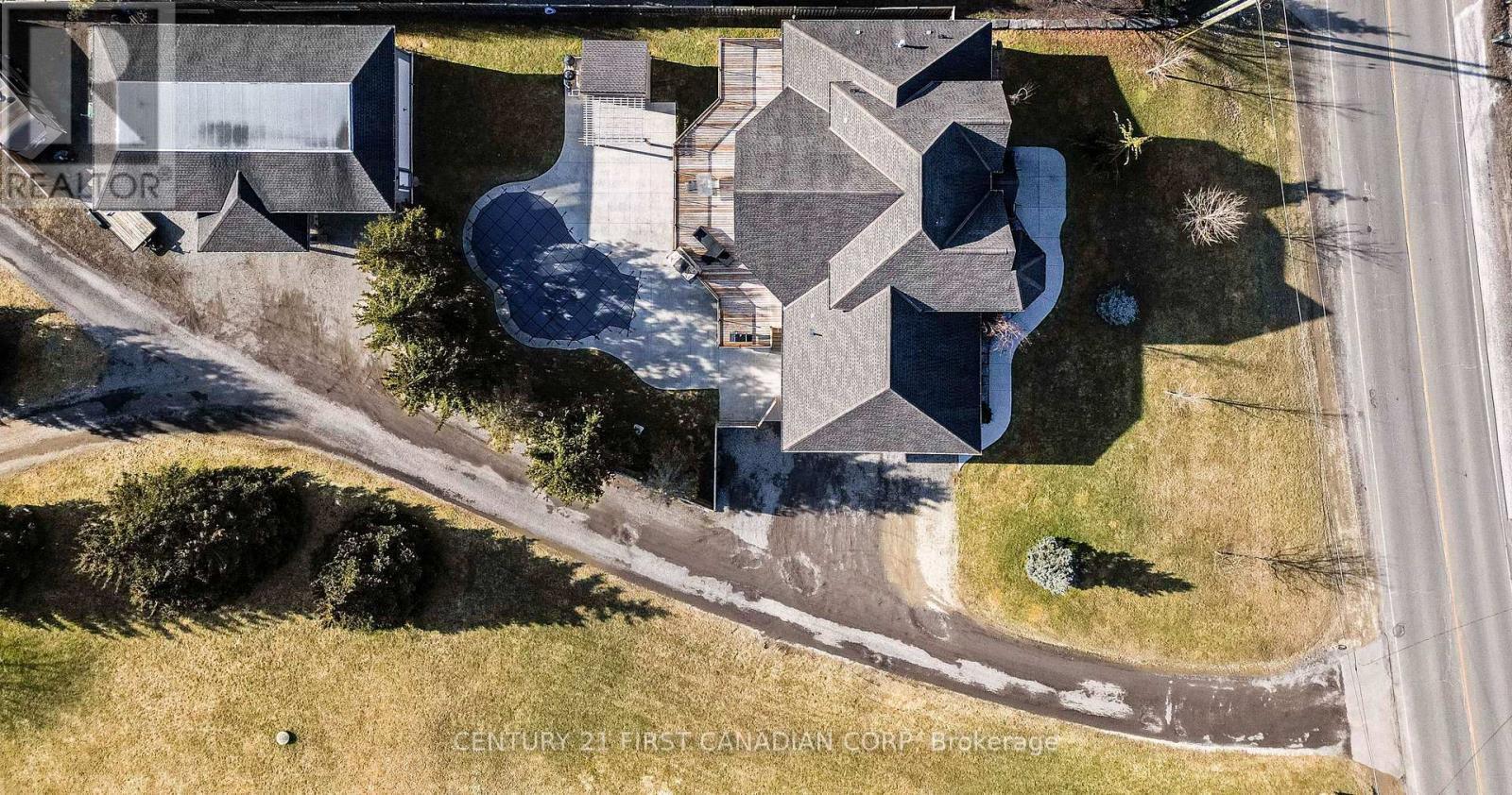 1659 Hamilton Road, London South (South U), ON - Outdoor