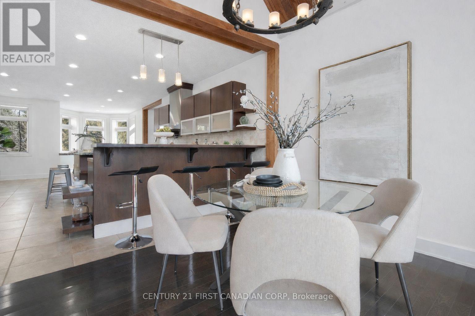 1659 Hamilton Road, London South (South U), ON - Indoor Photo Showing Dining Room
