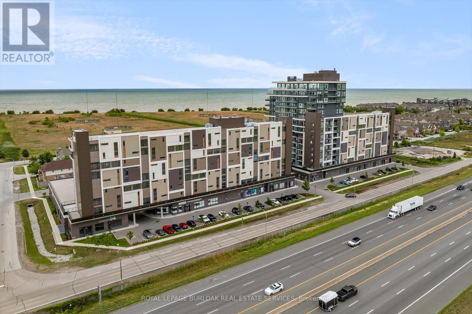 612 - 550 North Service Road N, Grimsby, ON - Outdoor With Body Of Water With View