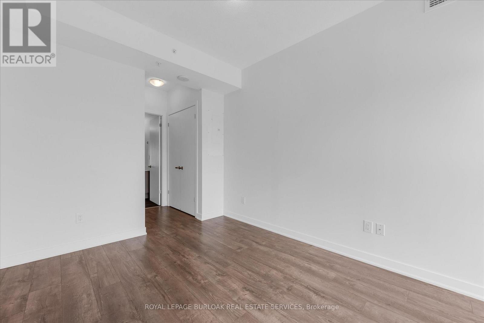 612 - 550 North Service Road N, Grimsby, ON - Indoor Photo Showing Other Room