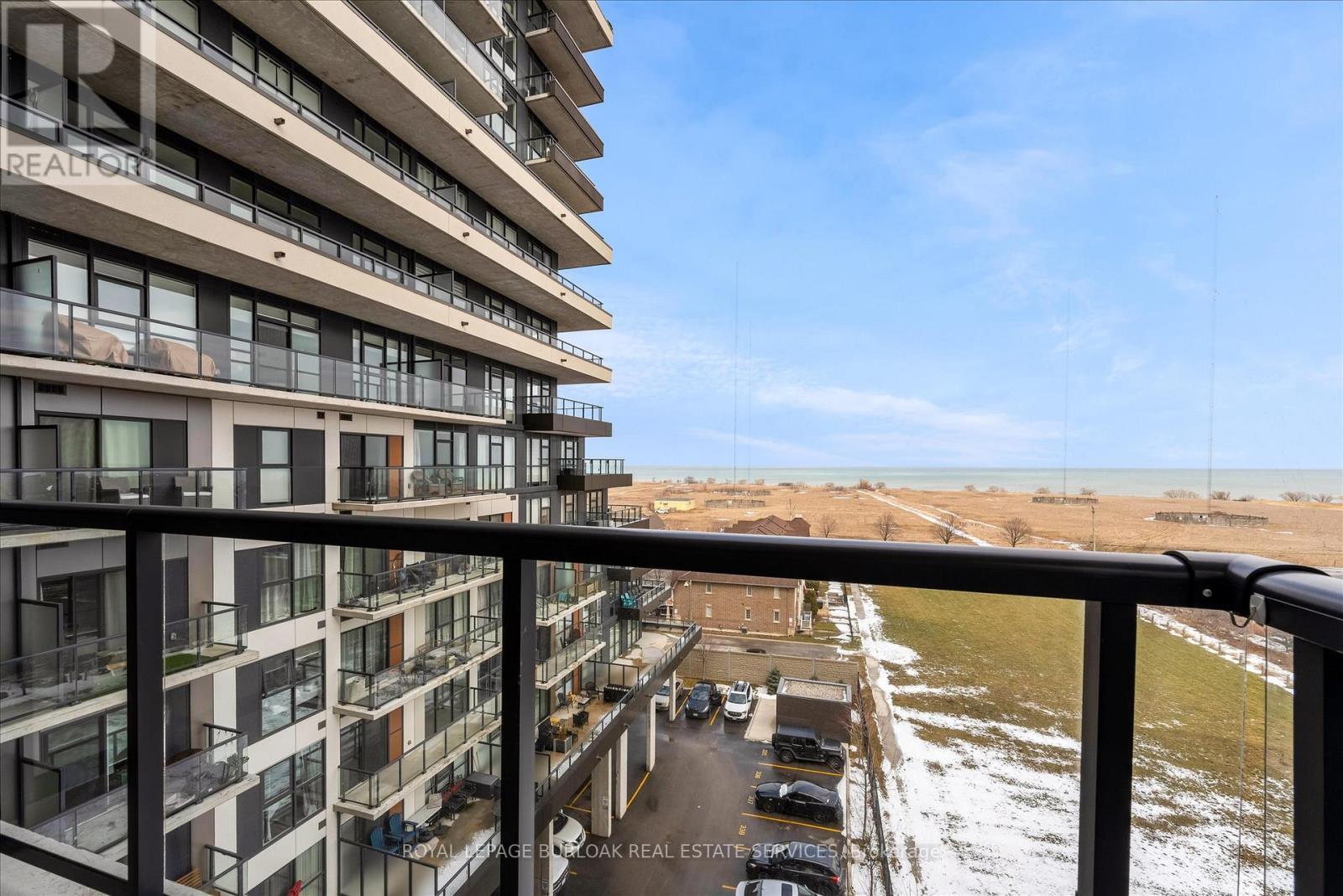 612 - 550 North Service Road N, Grimsby, ON - Outdoor