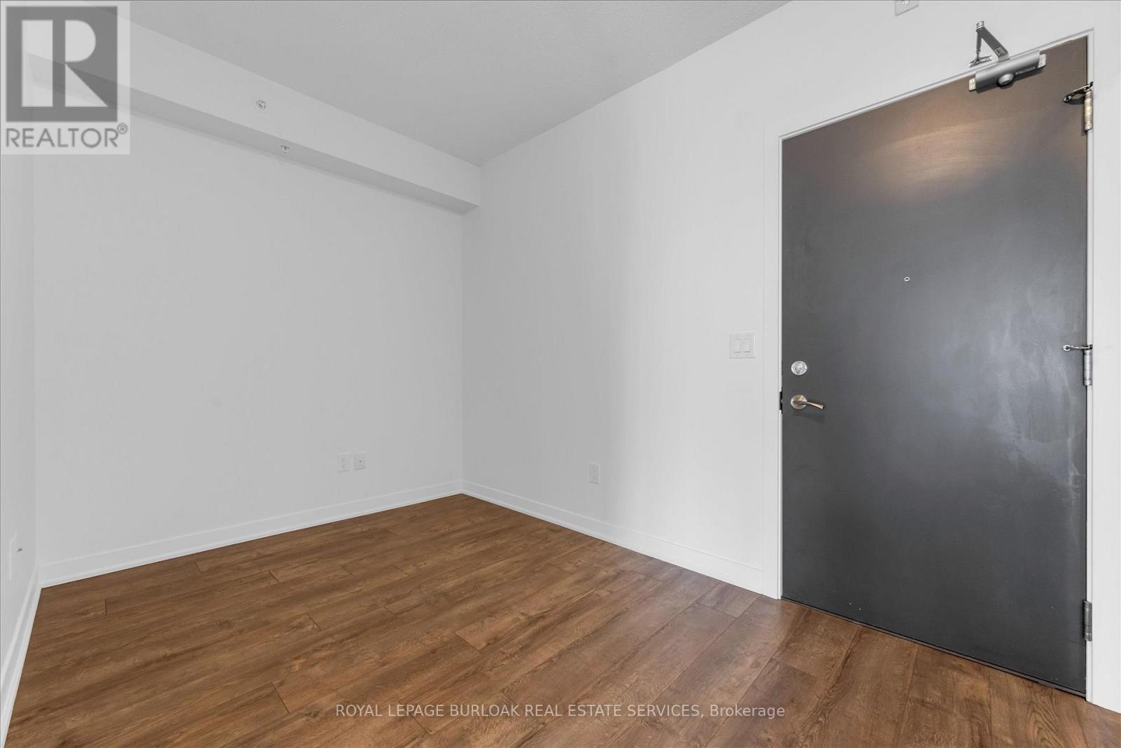 612 - 550 North Service Road N, Grimsby, ON - Indoor Photo Showing Other Room